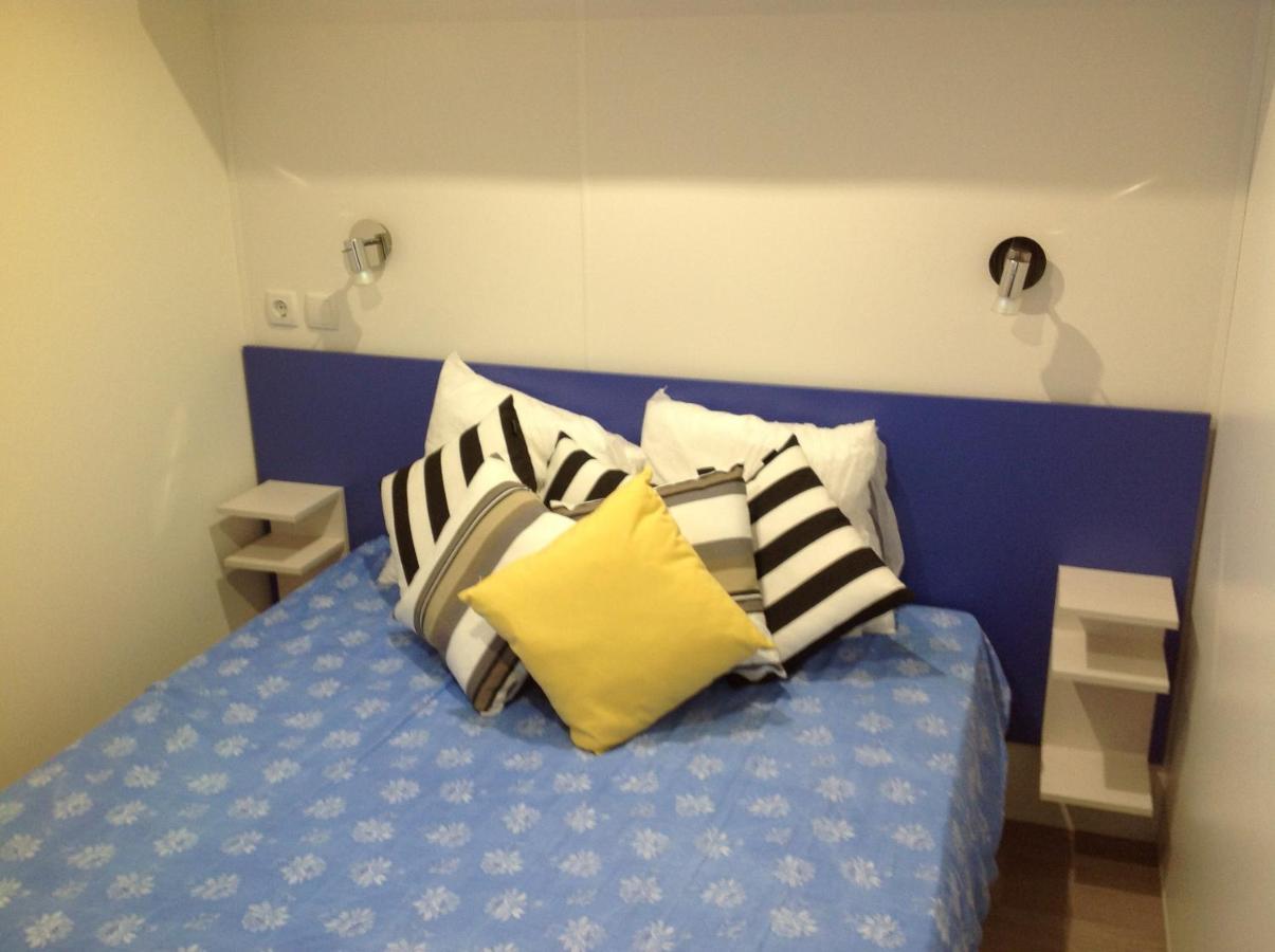 Topsun Argeles Camping La Sirene 2 Bedroom 25M2 Max 4 Personnes Inc Bebe Pas D'Enfants Sans Parents Exterior photo